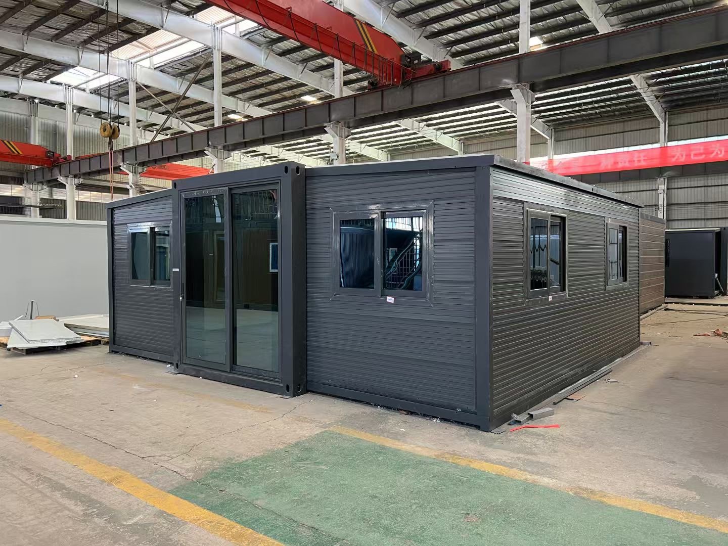 Exterior of wind-resistant expandable container house with reinforced galvanized steel structure