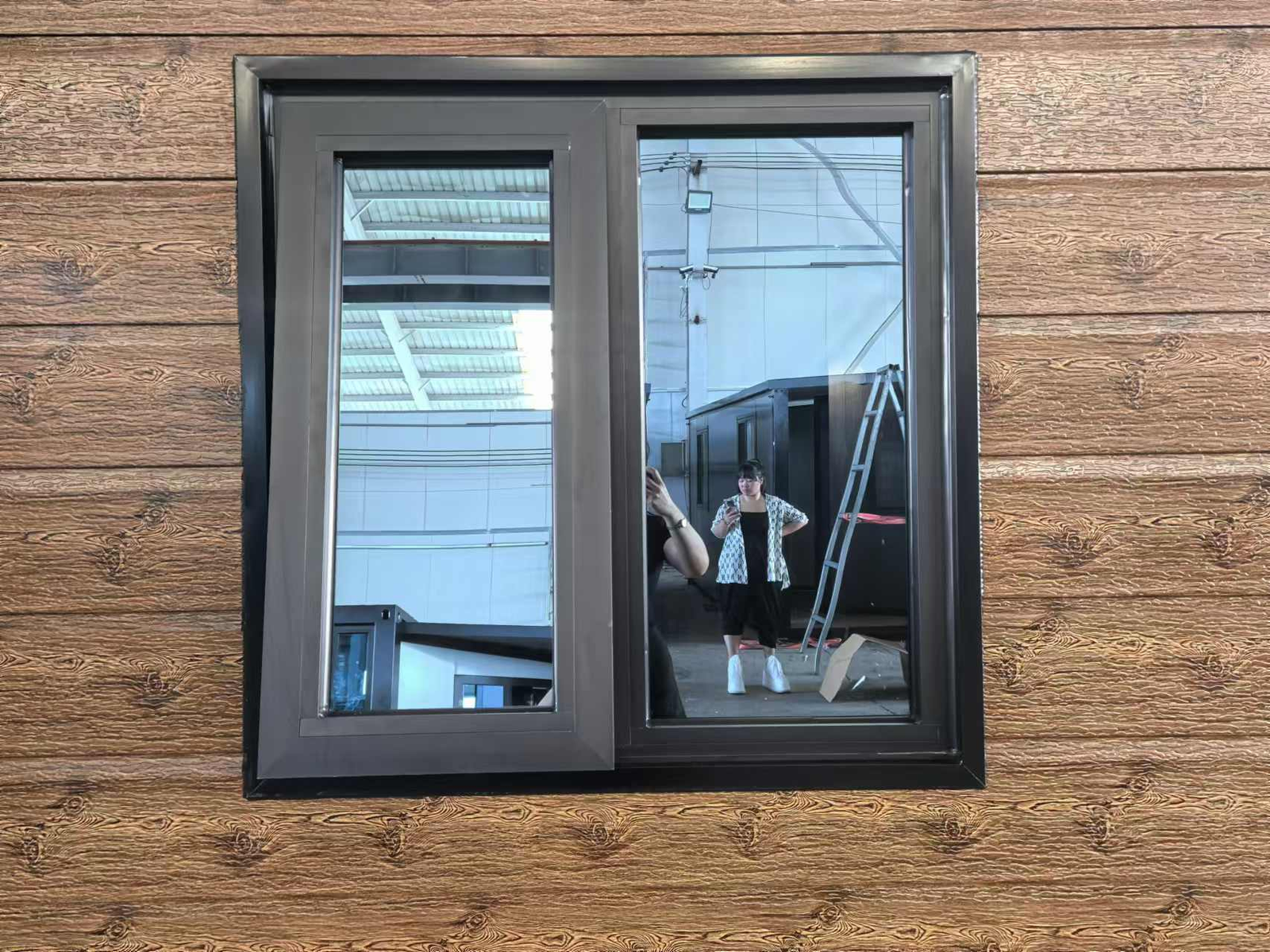 Thermal break aluminum window with casement and top-hung opening options for prefab homes